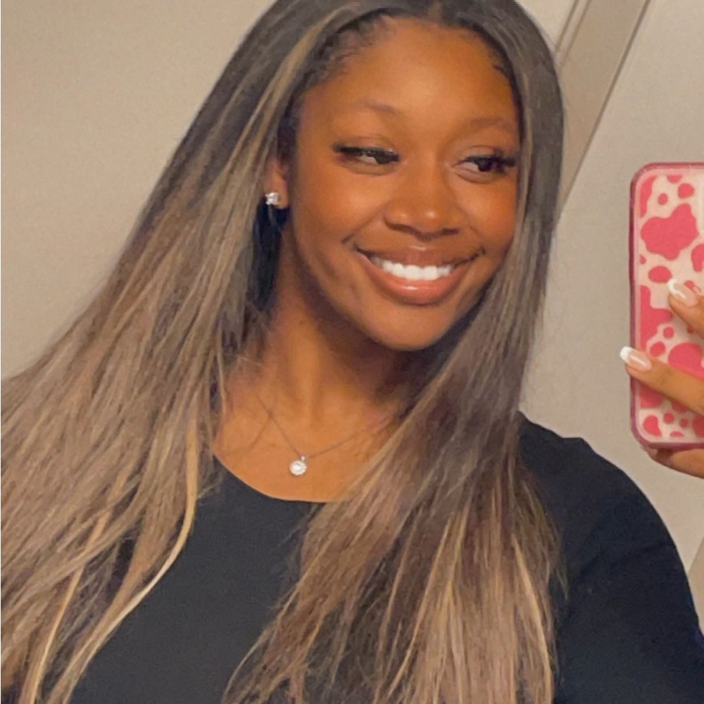 Meet your Posher, Anarah